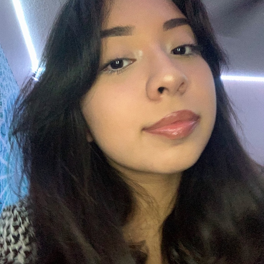 Meet your Posher, Leena